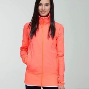 EUC Lululemon Nice Asana Jacket Very Light Flare. Sz 4